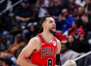 米兰体育-公牛逆转灰熊，拉文破门的简单介绍