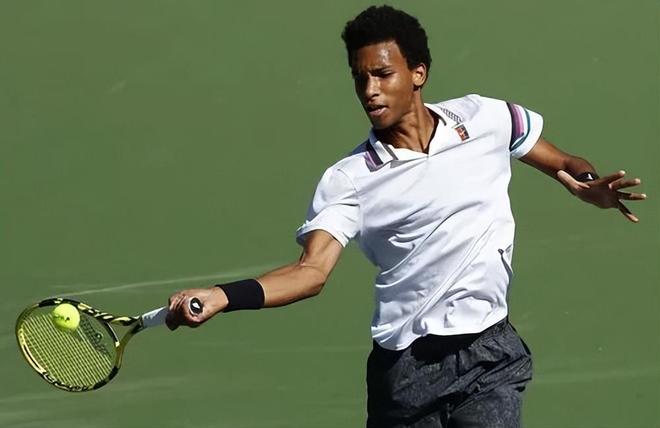 斯洛伐克逆转胜威尔士，携手晋级欧预赛八强