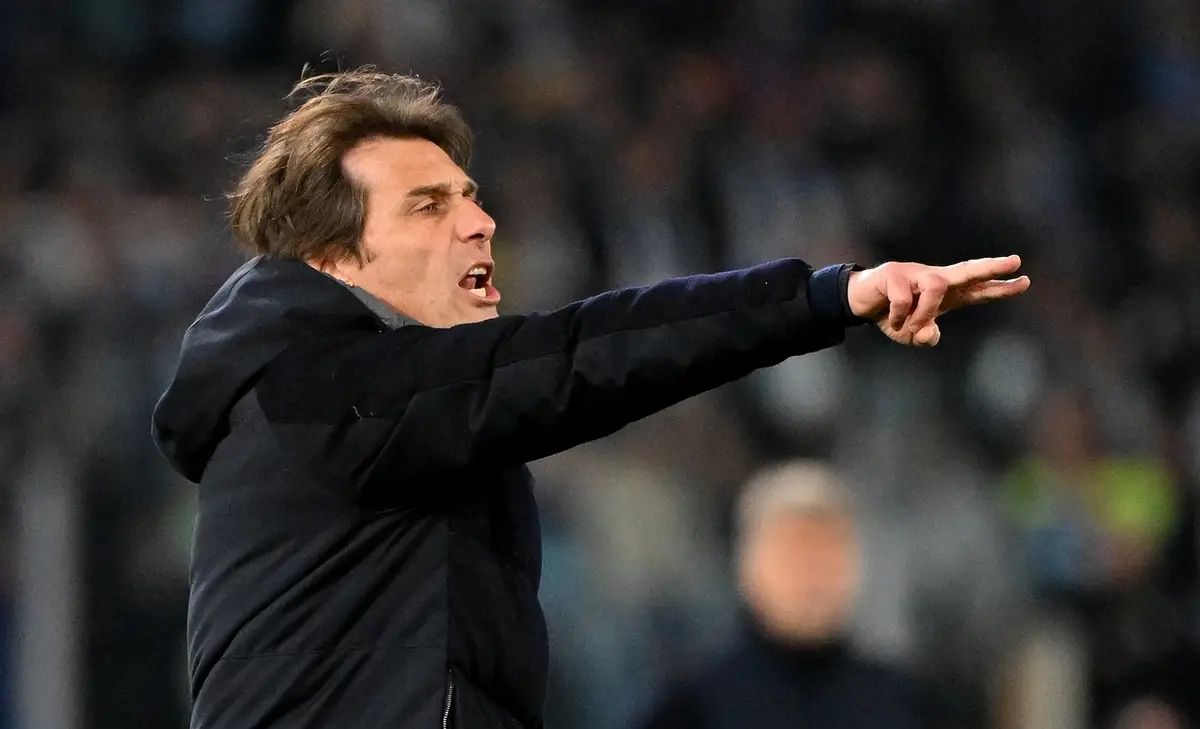 包含那不勒斯迎战桑普多利亚，双方均负重前行的词条