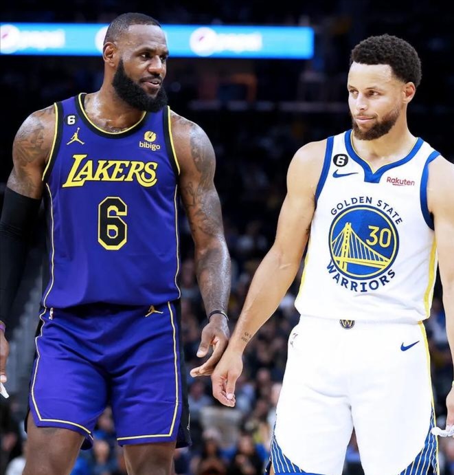 关于NBA总决赛风云:勇士队客场击败雄鹿队夺得冠军的信息