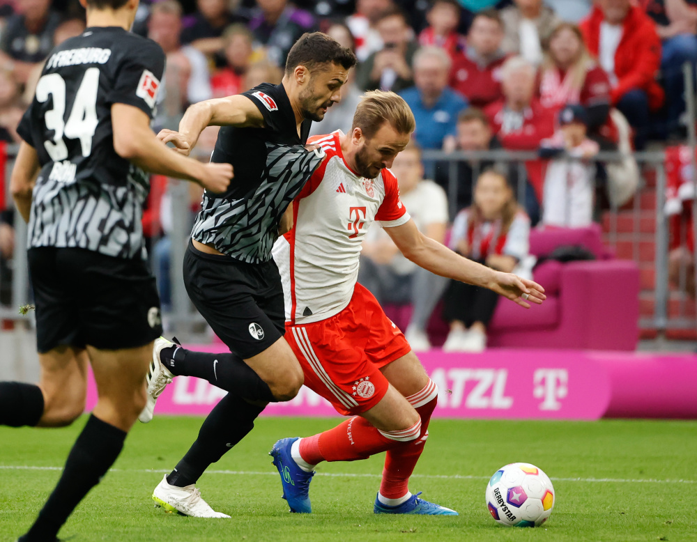 拜仁慕尼黑主场大胜弗赖堡毫无悬念取胜的简单介绍