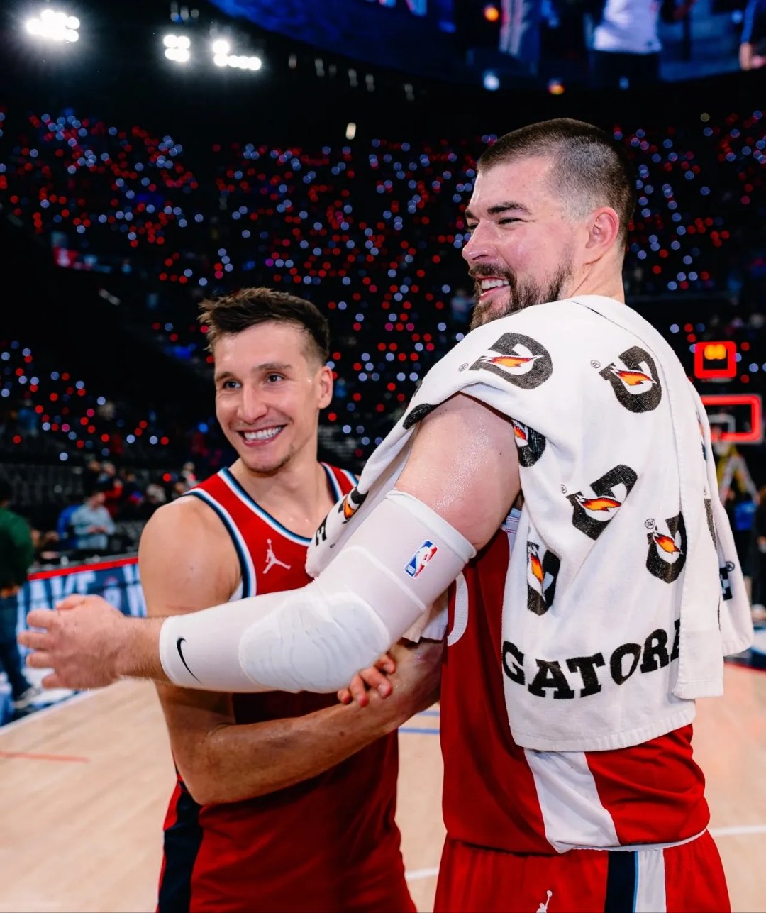 快船完胜火箭，取得三连胜！的简单介绍