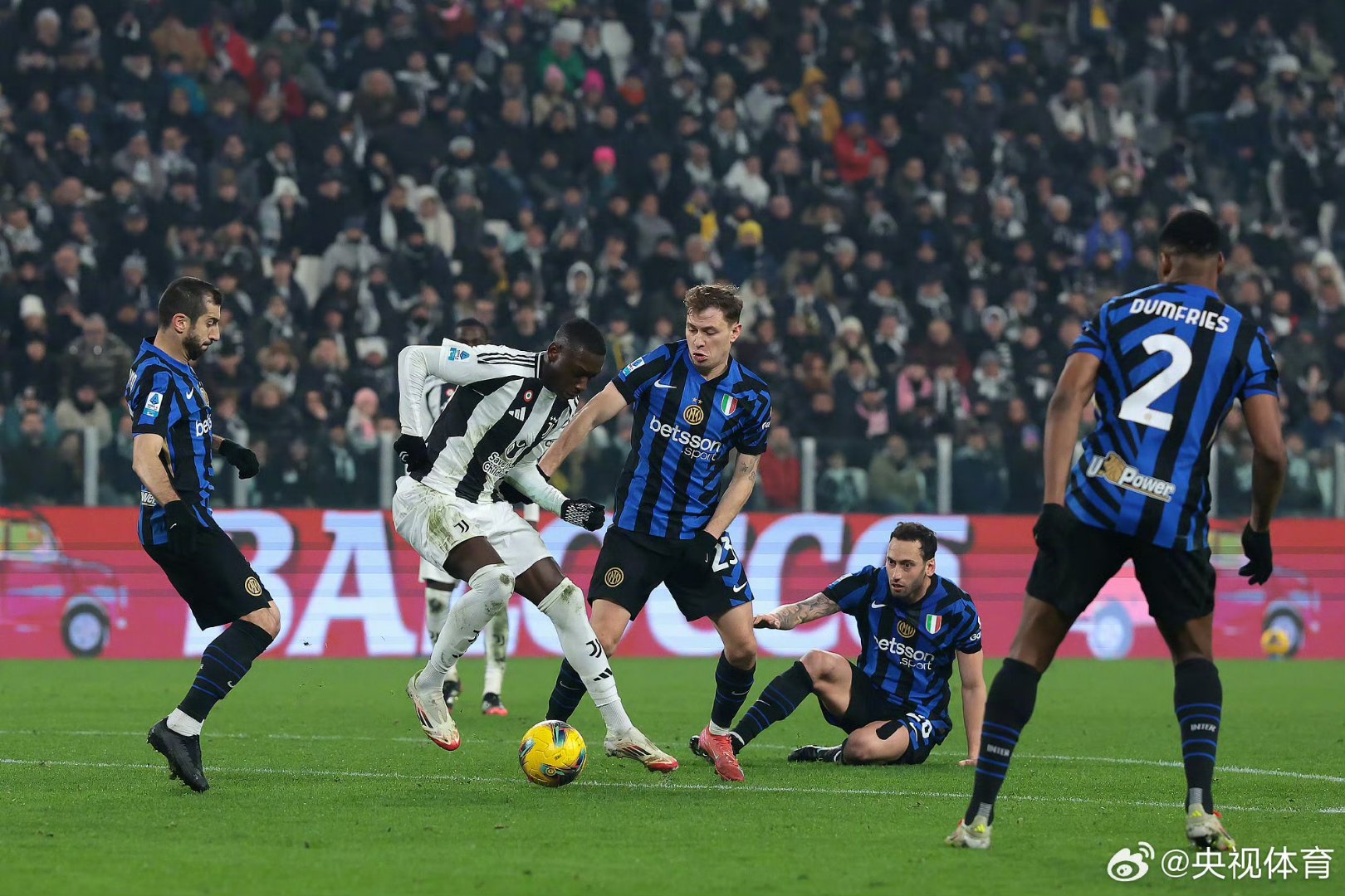 巴黎完胜尤文，拉什福德带队取胜