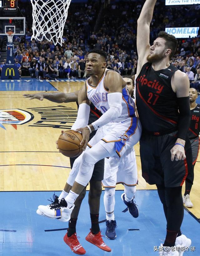 勇士碾压凯尔特人，乔治点燃赛场